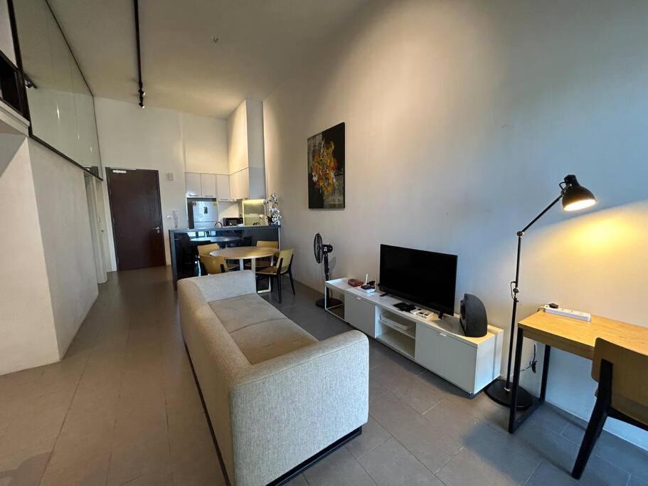 Klsentral/bangsar/midvalley/6px/netflix/balcony Kuala Lumpur