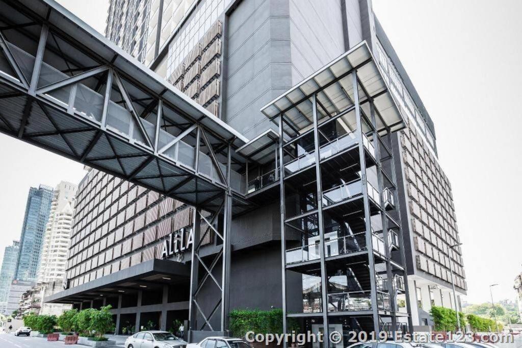 Klsentral/bangsar/midvalley/6px/netflix/balcony Kuala Lumpur